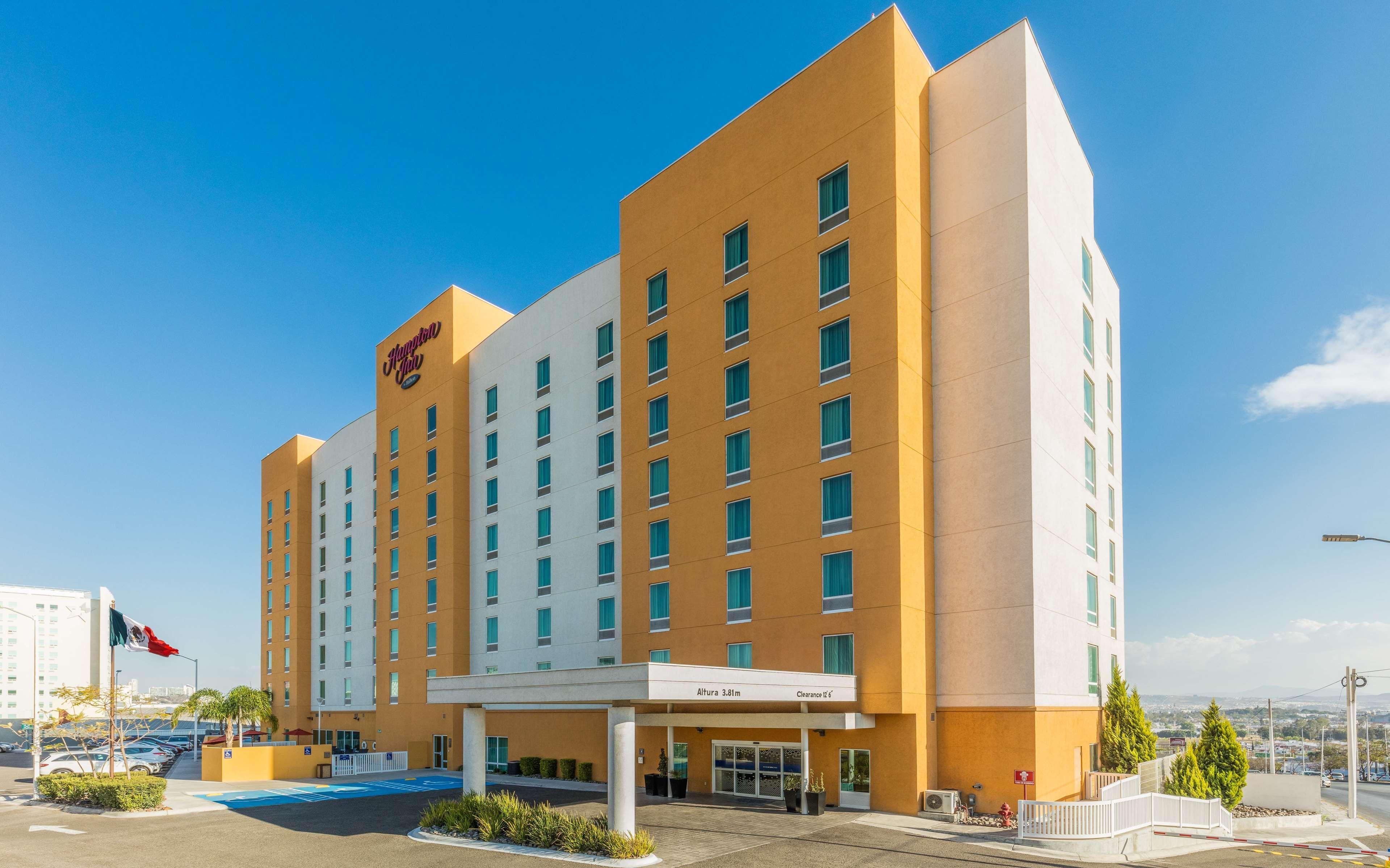 Hotel Hampton By Hilton Queretaro Tecnologico Exteriér fotografie