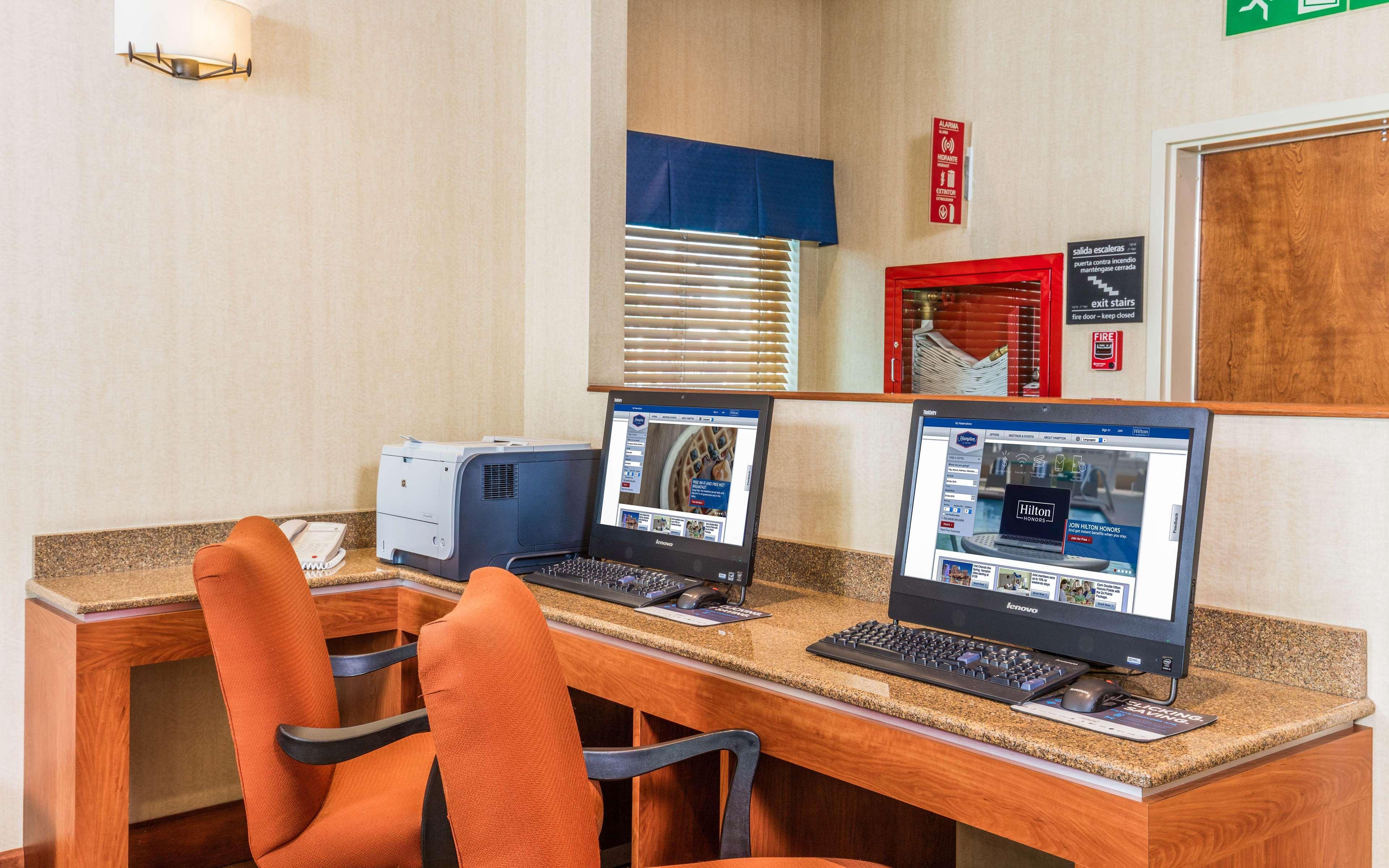 Hotel Hampton By Hilton Queretaro Tecnologico Exteriér fotografie